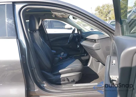 2023 Ford Mustang Mach-E Premium z USA, uszkodzony, nr VIN 3FMTK3SU0PMA84445